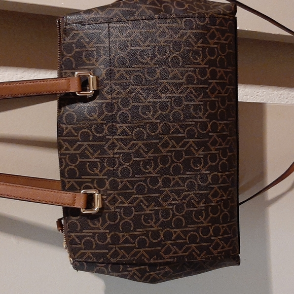 Xl Calvin Klein Satchel Handbag - Picture 6 of 10